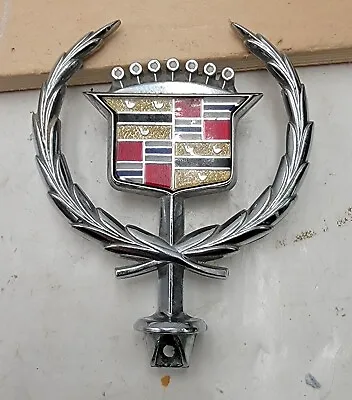 $19.99 • Buy NOS NEW VINTAGE 1970's CADILLAC CREST AND WREATH HOOD ORNAMENT