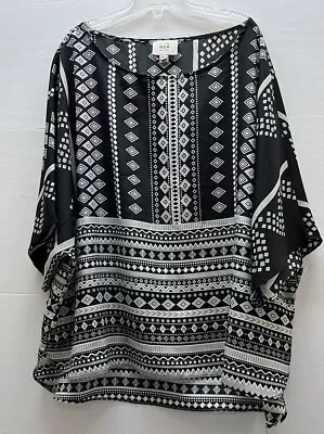 Eci New York Woman’s Top Black White Tribal Print No Iron Travel Boat Neck Sz XL • $12