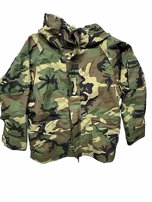 Military Cold Weather Parka Large Long Gore-Tex Woodland Camo Full Zip Jacket • $67.97