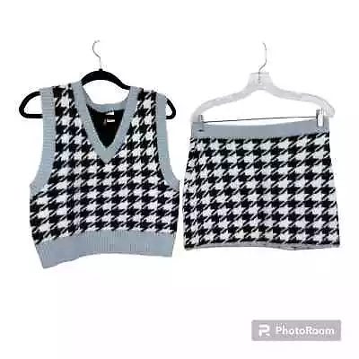 H&M Divided Houndstooth Cropped Vest Skirt Set Fuzzy Size M Blue Black 90s Y2K  • $19.99