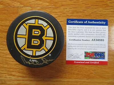 HOFer Defenseman BOBBY ORR #4 Signed BOSTON BRUINS Logo Puck PSA AE56894 • $165