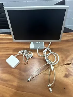 Apple 20  Cinema Display A1038-M8893ZM Includes Power Adapter • $117