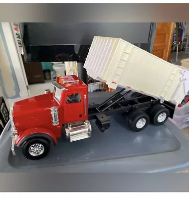 ERTL Big Farm 1/16 Peterbilt Red White Plastic Toy Dump Truck Lights & Sound • $49