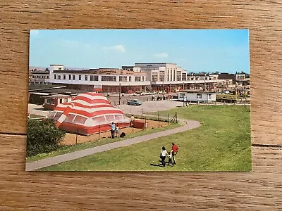 The Casino And Gardens Canvey Island Postcard • £3