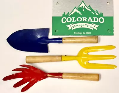 (3) Vintage Unbranded Colorful Garden Tools / NOS / Colorado Vintage Tools • $21