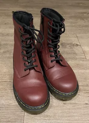 DR MARTENS- Maroon/cherry Red Combat  Air Wair 8 Eye Boots- Size 5 (UK) • £59