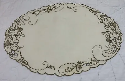 Vintage Oval Doily Linen Flower Embroidery Antique White & Beige • $3.95