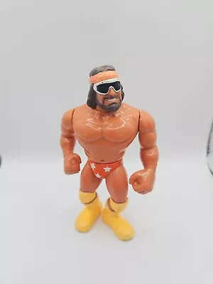 Macho Man Randy Savage WWF Hasbro Wrestling Figure • £19