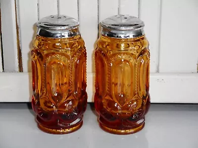 Vintage L E Smith Amber Glass Moon & Star Salt & Pepper Shaker Set • $0.99