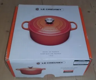 Le Creuset 2.2L Round Casserole Pot 22cm With Lid • £45