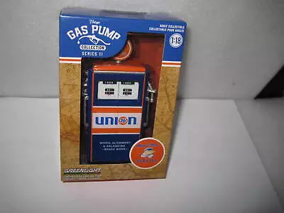 1/18 Greenlight Vintage Gas Petrol Pump Union 76 Minute Man Service #14110-c • $34.99