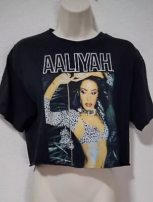 Aaliyah Crop Top T-shirt Medium • £9.63