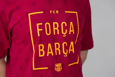$32.99 • Buy SZ MEDIUM Nike Barcelona FC Futbol Soccer Messi Suarez Men's T-Shirt 913403-620