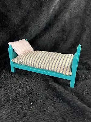 Vintage Dollhouse Funiture ~❤️~ 1950's Bed For Up To 8.5  Dolls • $11.99