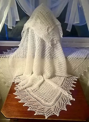 £59.99 • Buy Exquisite Hand Knitted Cobweb Lace Baby Shawl Blanket 2 Ply White MADE TO ORDER