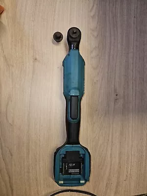 Makita DWR180Z 18V LXT Ratchet Wrench Bare Unit • £44