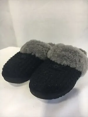 UGG Women Cozy Slipper Black Size 8 USED . See The Pictures. • $25