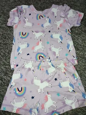 Girls Unicorn Shorts Annd T-shirt Pyjamas Age 2-3 Years • £2.80