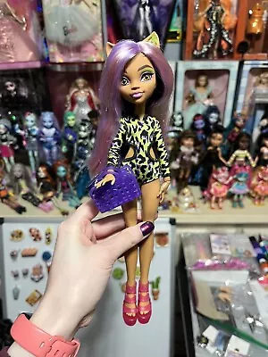 Monster High G3 Scare-adise Clawdeen Beach Pre-owned Mattel 2023 • $4