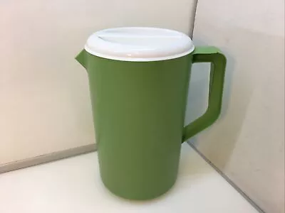 Vtg Rubbermaid 1 Gallon Plastic Green Pitcher W Slot Lid ICED TEA Juice  2718 • $13.50