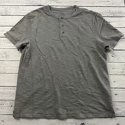 Vince Short Sleeve Henley T Shirt Men's Large Gray • $16.19