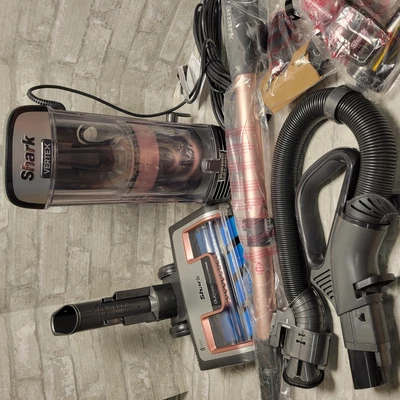 $180 • Buy Shark Vertex DuoClean PowerFins Vacuum W/ Powered Lift-away AZ2002