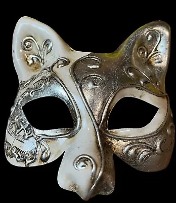 La Maschera Del Galeone Masquerade Cat Mask Handmade Italy Venice Silver White • $18.99