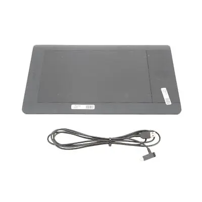 Wacom PTH-650 Intuos5 Medium Pen  Touch Tablet - Black SKU#1774112 • $83