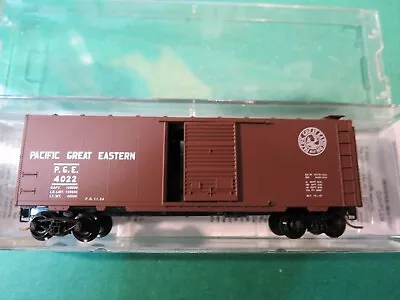 N - Micro-Trains 20970 - 40' Slide Door Boxcar Pacific Great Eastern   NIB • $14.99