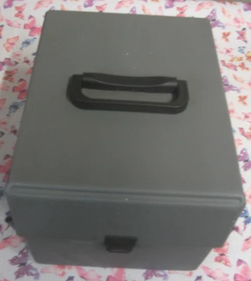 1980s?   7  Vinyl Storage Carry Case For 7  Singles - Holds 100+ • £9.95