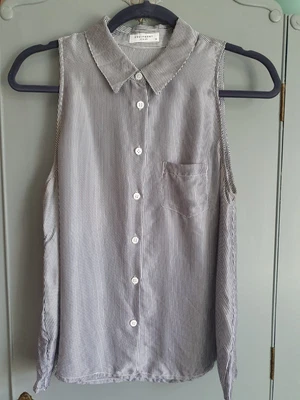 £5 • Buy Equipment Sleeveless Silk Shirt M