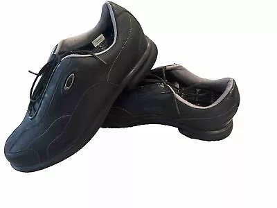 Oakley Golf Shoes 8.5 Black Leather Lace Up Softspikes 24002-001 NEW • $29.85