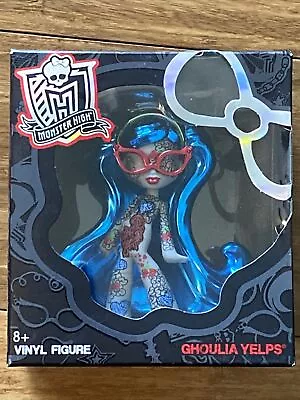 Monster High Vinyl Ghoulia Yelps Figure • $19.99