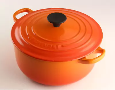 Le Creuset Cocotte Ronde 20cm 7.75in 2 3/4qt Orange Black Knob Cast Iron USED • £102.50