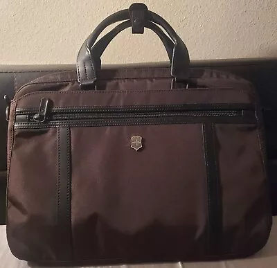 NEW Victorinox - Werks Professional 2.0 Bag (3 Way Bag) - Laptop Brief 15” • $175