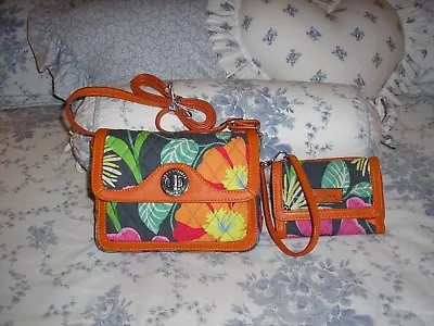 Vera Bradley Jazzy Blooms 2 Pc Anniversary Patricia Handbag & Wristlet Lot • $54.95
