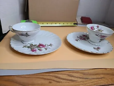 2 Moss Rose Cup And Snack Plate Red Pink Floral Gold Trim  Japan Vintage  • $9.80