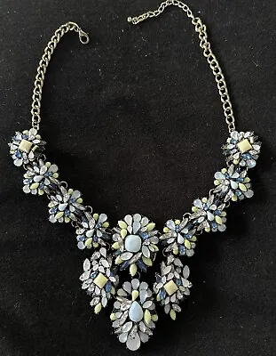 Zara Statement Necklace With Blue Glass Stone • $30