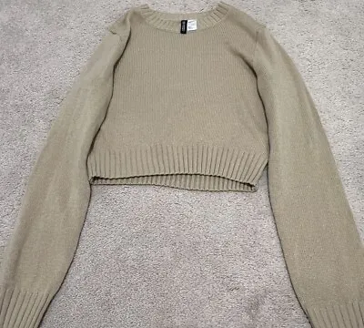 H&M Slightly Cropped Sweater- Size Small • $5.75