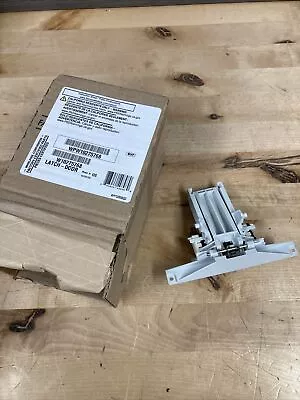 Genuine OEM Whirlpool Dishwasher Door Latch WPW10275768 New • $32.95