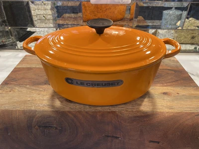 £124.99 • Buy Le Creuset Cast Iron Oval Casserole 27cm Volcanic Orange