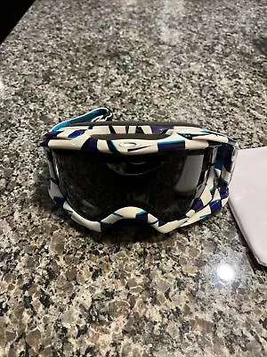 Oakley Snow Goggles • $45.99