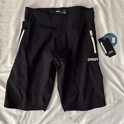 NWT Oakley Reduct Berm Men's Shorts Sz 30 Bike Cycling Mountain Biking Software • $45