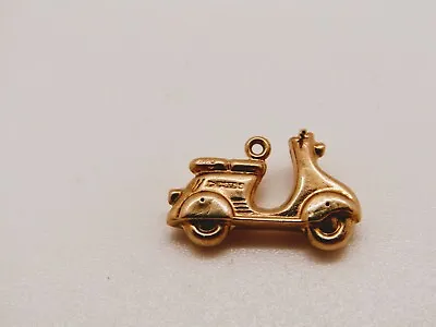 £77.50 • Buy Charm Scooter   9CT  Yellow Gold -  Charm Original  1950s (106264UV)