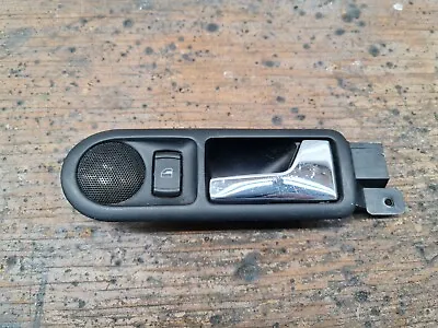 2001-2005 VW JETTA - REAR Right Interior DOOR Handle W/ Speaker 3B0839114 • $19.99