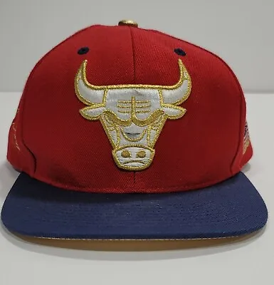 Mitchell And Ness Chicago Bulls Gold Logo Snapback Gold Bottom Dwayne Wade #3  • $30