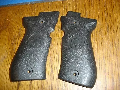 Beretta 84 / 81  Series INDIANA STATE POLICE Logo FARAR RUBBER GRIP - .32 & 380 • $34