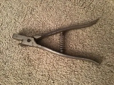 Vtg Sheet Metal Hand V Notcher Cutter Tin Ducts Gutter Down Spout Roofing Tool • $25.95