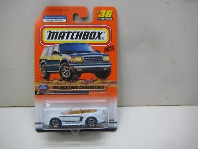 1999 MATCHBOX MINT CARD 1999 FORD MUSTANG CONVERTIBLE   R • $0.99