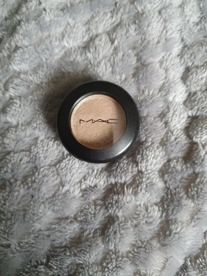 £12.99 • Buy Mac Oh So Guilty Dazzleshadow Single Eye Shadow - 1.5g New
